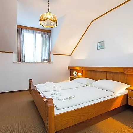 Seelacherhof Hotel Sankt Kanzian am Klopeiner See
