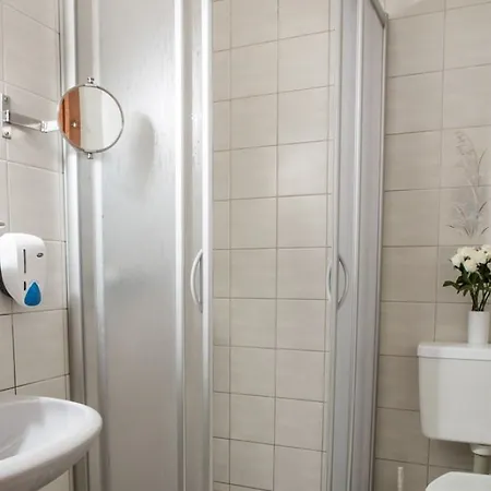 Seelacherhof 3*