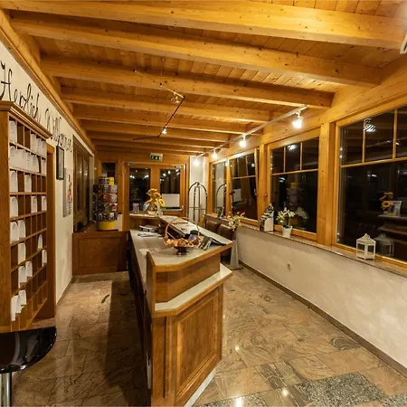 西拉科霍夫酒店 酒店 圣卡荐